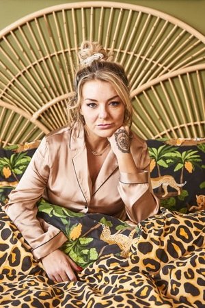 Rosie Molloy Gives Up Everything